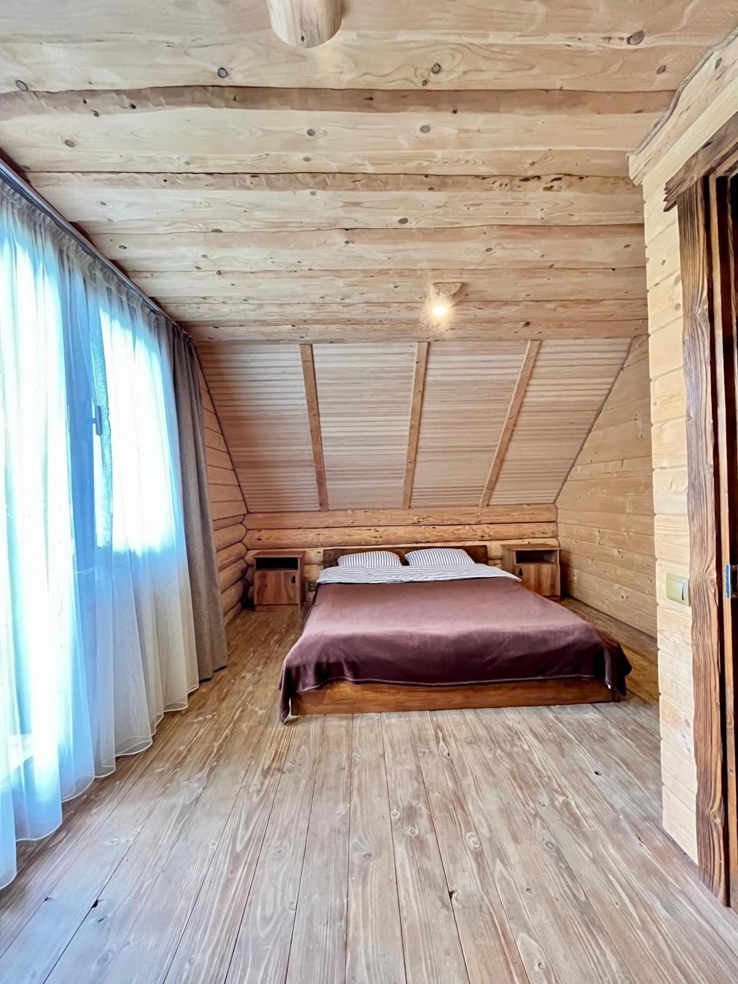 Тихий Куточок Vila Izki Exterior foto